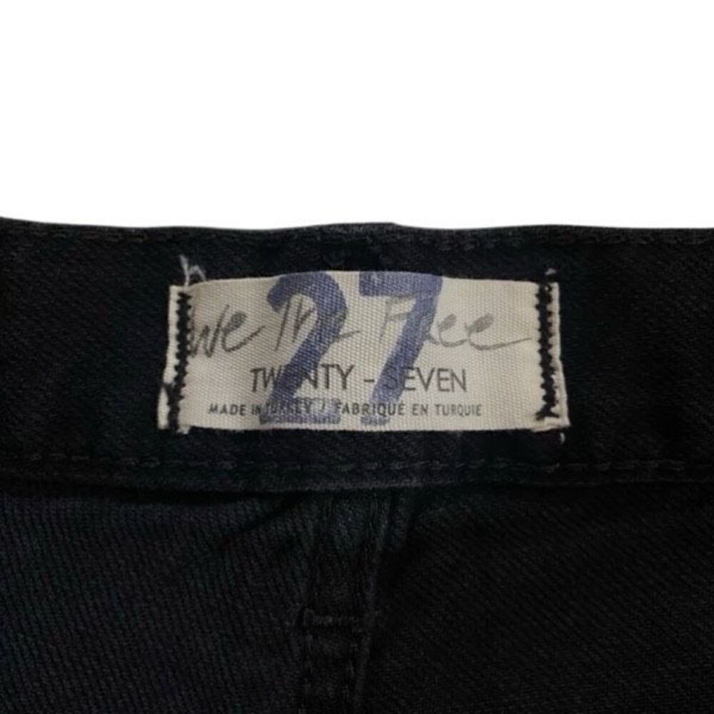 We The Free size 27 distressed black straight leg jeans - Picture 4 of 7